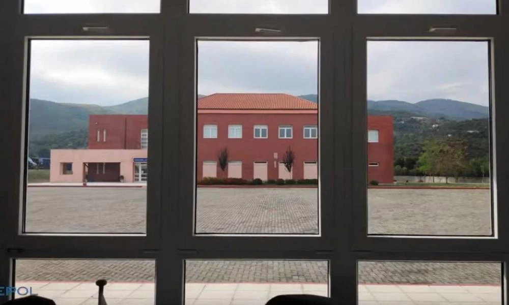 Βέροια: Εντυπωσιακές εικόνες από την εκπαίδευση αστυνομικών για βίαιες επιθέσεις σε δημόσιους χώρους